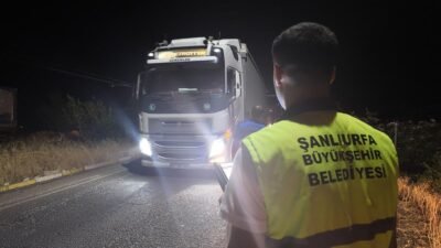 Şanlıurfa Büyükşehir Belediyesi, ilçe genelinde yürüttüğü denetimlerle kayıt dışı ticari