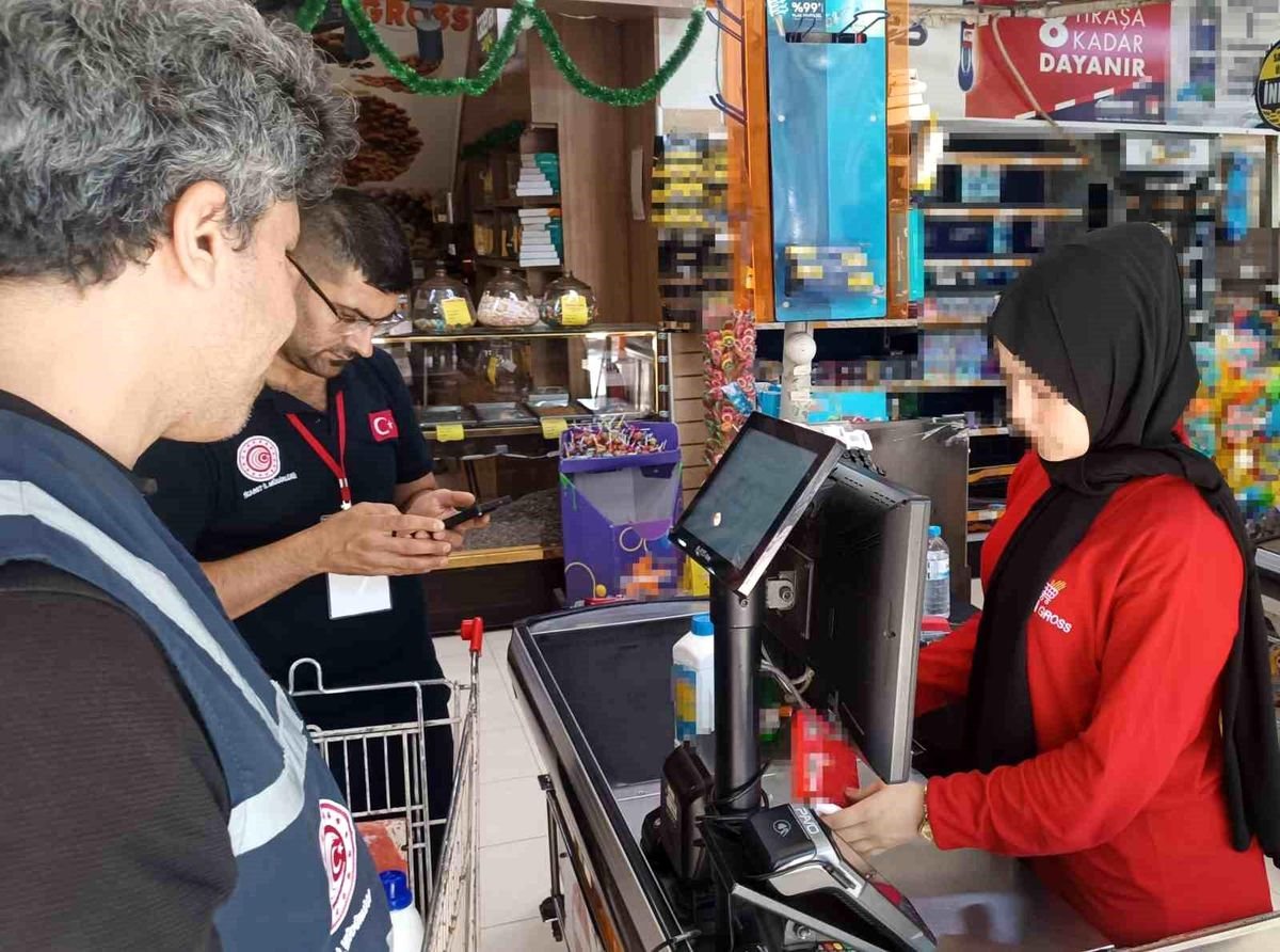 Şanlıurfa'da gerçekleştirilen kapsamlı denetimlerde 461 işletme kurallara aykırı faaliyet yürüttüğü
