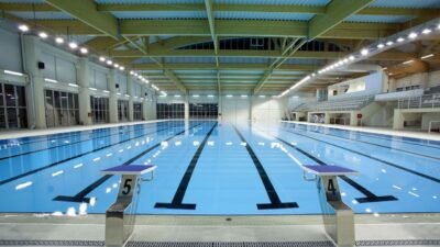 Birecik Belediyesi, yarı olimpik yüzme havuzuna ait haftalık kullanım programını