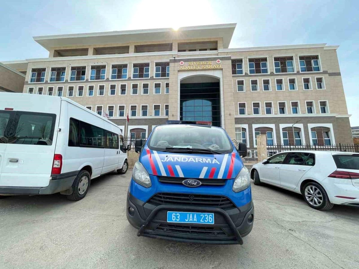 Siverek’te 14 Tutuklama