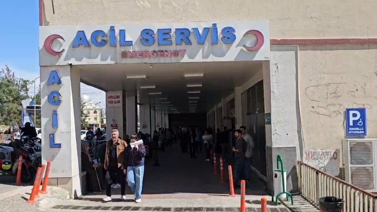 Şanlıurfa’da Kaynar Süt Dolu Kazana Düşen Çocuk Ağır Yanıklar Aldı.