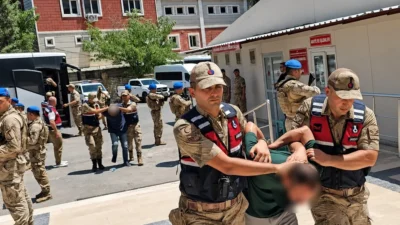 Şanlıurfa'da 29 Temmuz 2026 tarihinde sahte jandarma kıyafetleriyle altın sevkiyat