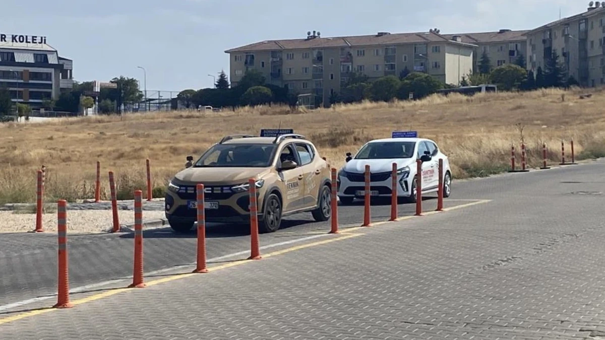 Milli Eğitim Bakanlığının yeni yönetmeliğiyle direksiyon eğitimi 24 saate, sınav